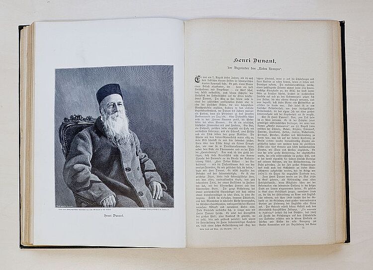 Die illustrierte Wochenzeitschrift "Über Land und Meer" erschien von 1858 bis 1923 in Stuttgart. Sie leitete die späte Wiederentdeckung Henry Dunants ein, Rotkreuz-Museum Luckenwalde